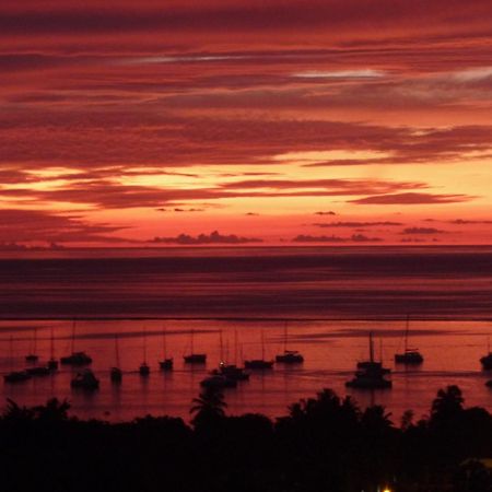 Maeva Sunset View Hotel Punaauia  Buitenkant foto